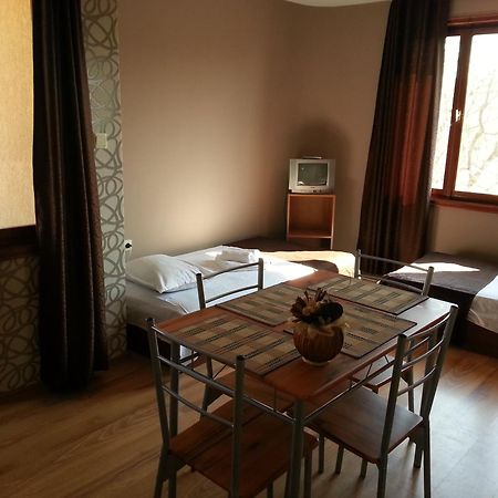 Hristovi Apartments & Studios Pomorie Extérieur photo