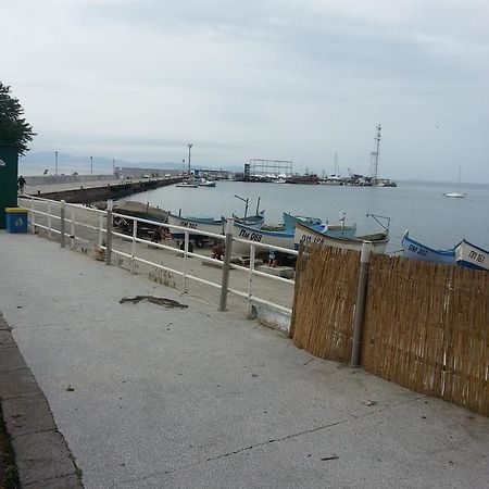 Hristovi Apartments & Studios Pomorie Extérieur photo