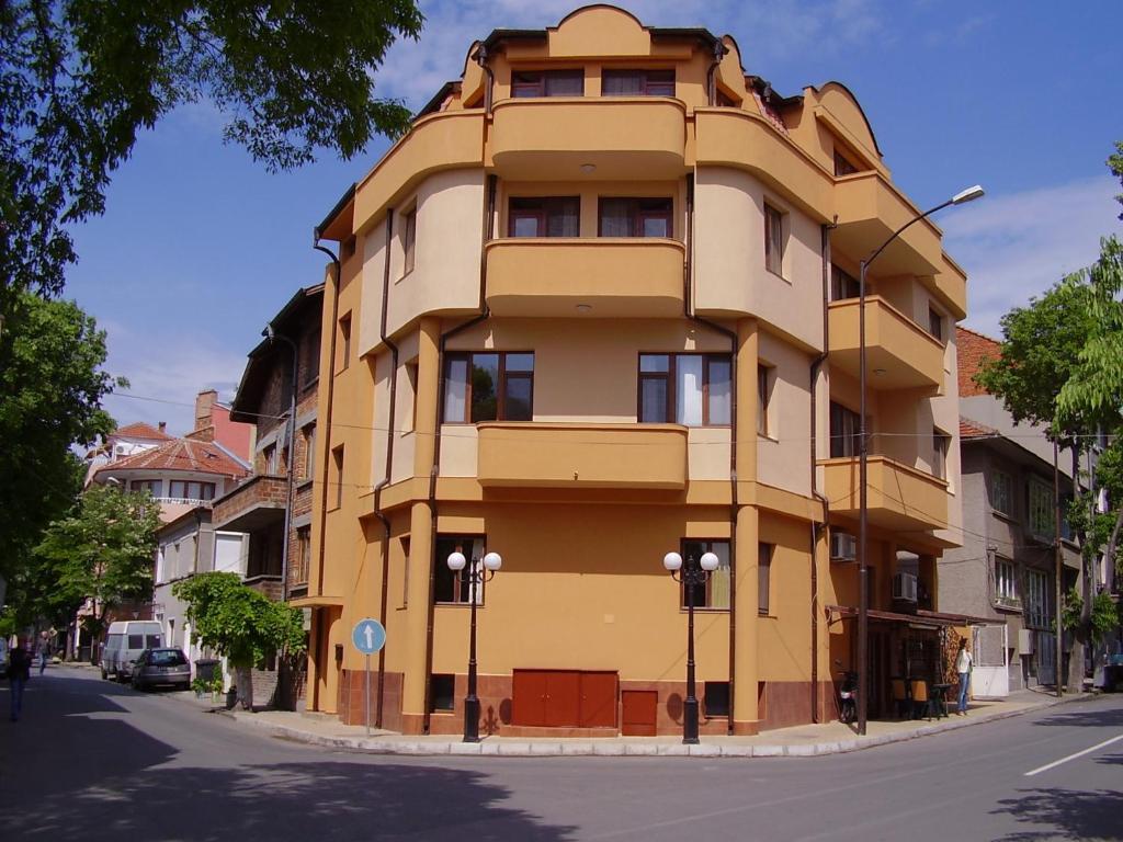 Hristovi Apartments & Studios Pomorie Extérieur photo