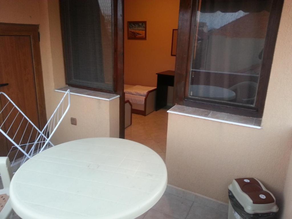 Hristovi Apartments & Studios Pomorie Chambre photo